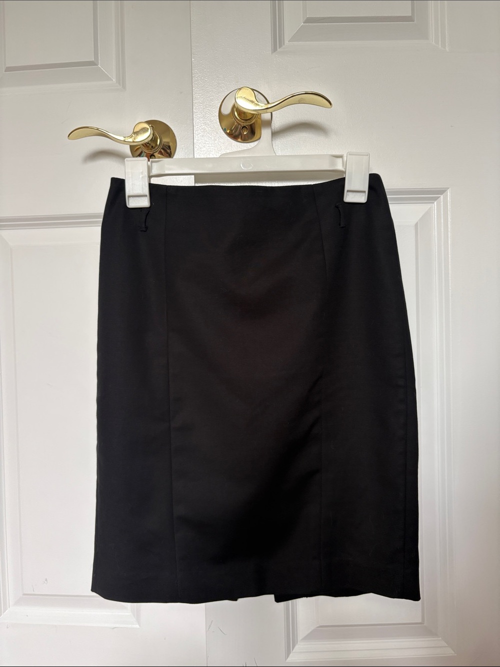 DKNY Black Pencil Skirt - Tailored Office Classic